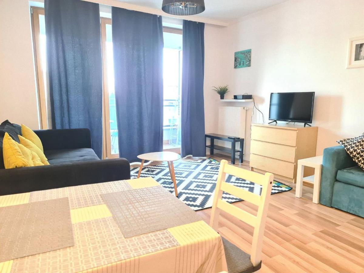 Dworska Studio Apartment คราคูฟ ภายนอก รูปภาพ